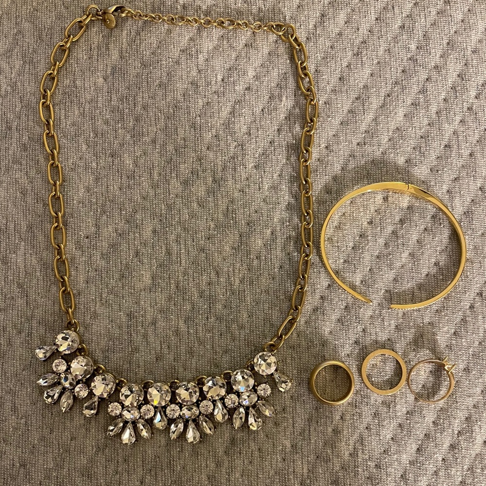 Holiday jewelry bundle!